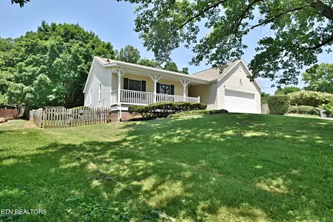 1701 Dunraven Dr, Knoxville, TN 37922