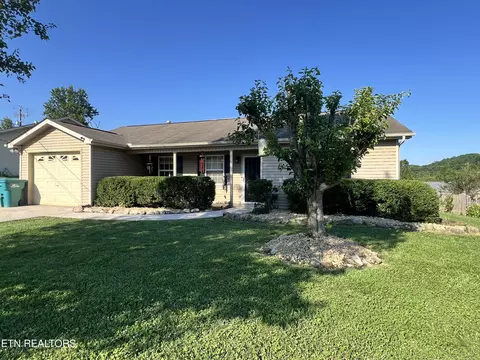 7607 Stonewood Creek Dr, Corryton, TN 37721