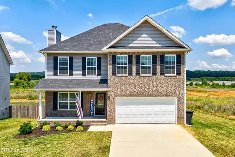 3005 Dominion Dr, Maryville, TN 37803