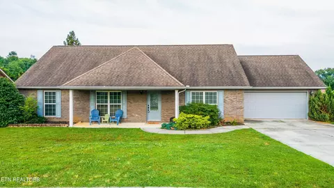 2719 Barsha Fields Ln, Maryville, TN 37804