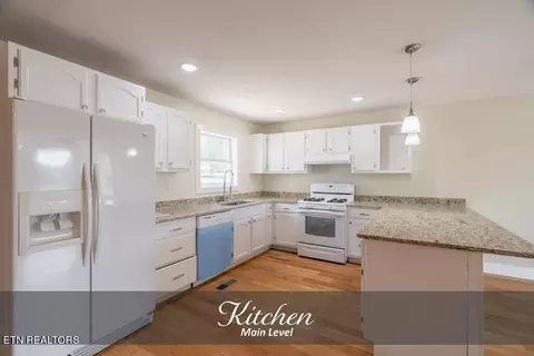 Kitchen - 413 Buffalo Valley Rd, Baxter, TN 38544 photo 1 of 4