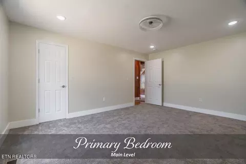 Bedroom - 413 Buffalo Valley Rd, Baxter, TN 38544 photo 2 of 6
