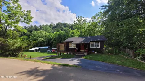 1362 Mortar Rd, Sevierville, TN 37876