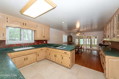 229 Riverview Rd, Townsend, TN 37882 photo 23