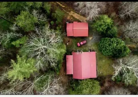 297 Dockery Rd, Tellico Plains, TN 37385