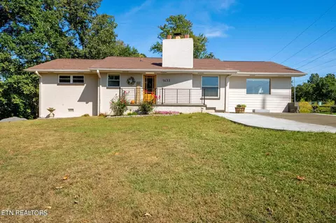 1433 Park Ln, Sevierville, TN 37876