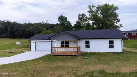 270 W Hwy 25-70, Dandridge, TN 37725