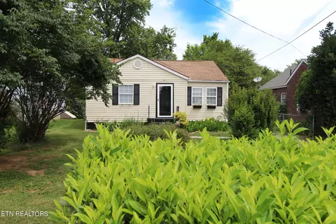 811 Banks Ave, Knoxville, TN 37917