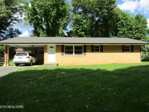 169 Rector Dr, Harrogate, TN 37752