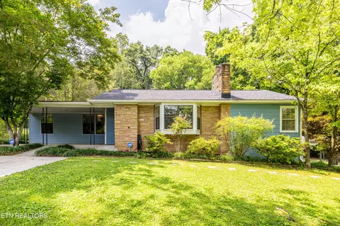 321 Victor Dr, Knoxville, TN 37912
