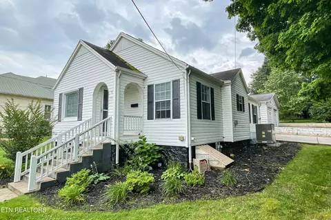 311 Mccaslin Ave, Sweetwater, TN 37874