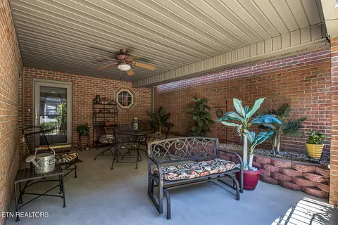 Exterior - 5012 Fairgrounds Pl, Kingston, TN 37763 photo 3 of 5