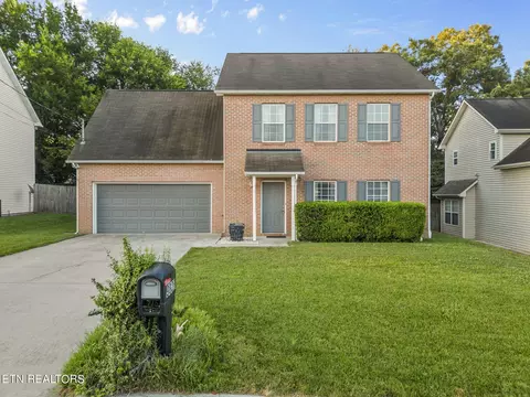 9826 Crested Butte Ln, Knoxville, TN 37922