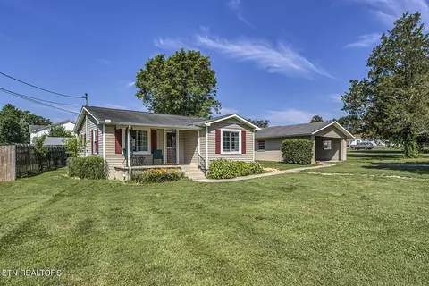 189 Gentry Rd, Lenoir City, TN 37771