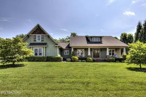 3242 Whittenburg Dr, Maryville, TN 37804