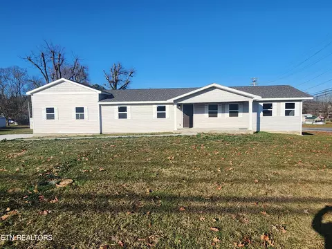 518 W W 3rd Ave, Oneida, TN 37841