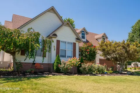 6049 Commodore Cir, Baxter, TN 38544
