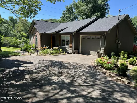 6016 Woodbark Trce #4, Knoxville, TN 37921