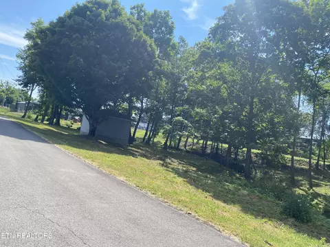 845 Witt Rd, Morristown, TN 37813