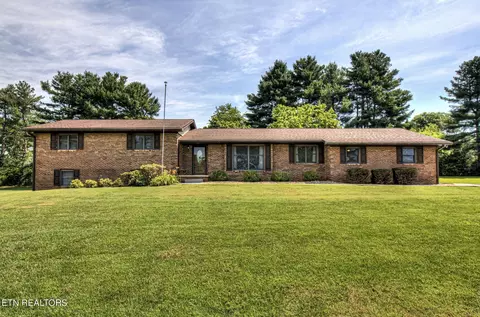 539 Whites Mill Rd, Maryville, TN 37803
