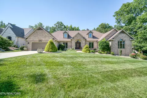 123 Mountain View Dr, Crossville, TN 38558