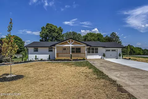 133 County Road 77, Riceville, TN 37370