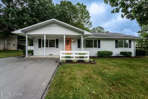 143 Fairhaven Dr, Crossville, TN 38558