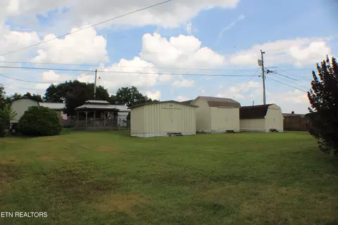 Exterior - 113 Grant St, Harrogate, TN 37752 photo 6 of 8