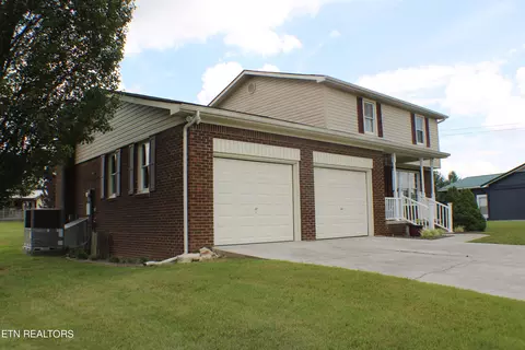 Exterior - 113 Grant St, Harrogate, TN 37752 photo 7 of 8