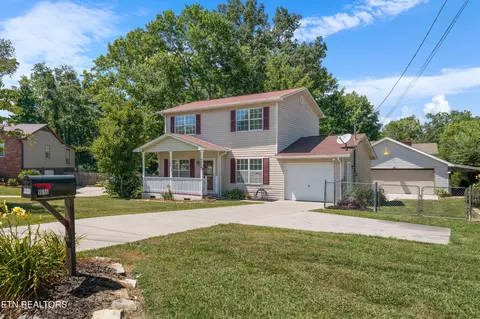 8650 Tervada Dr, Knoxville, TN 37931