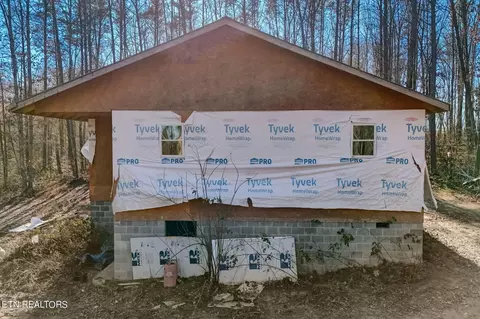 Susan Circle, Deer Lodge, TN 37726 photo 7