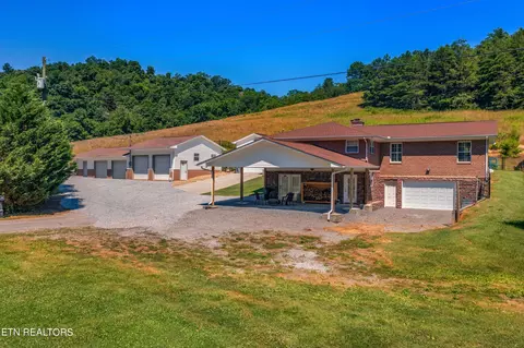 3675 Ida Moyers Rd, Morristown, TN 37814