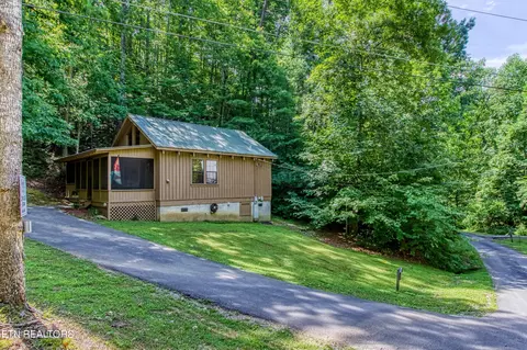 2148 Little Valley Rd #10, Sevierville, TN 37862