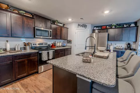 Kitchen - 216 Belle Ct, Talbott, TN 37877 photo 1 of 3