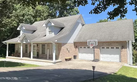 658 Presidential Blvd, Harrogate, TN 37752