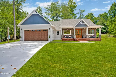 715 Halfmoon Shores Dr, Ten Mile, TN 37880