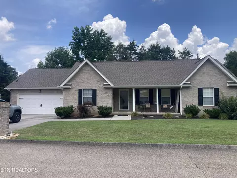 4232 Foothills Dr, Knoxville, TN 37938