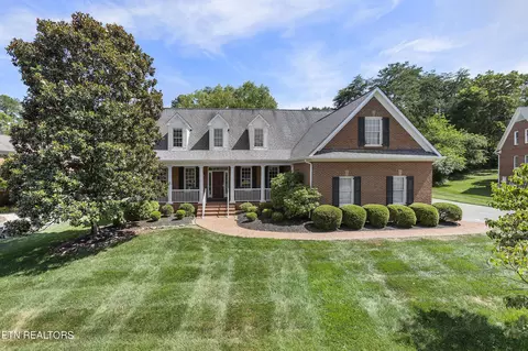 833 Weatherly Hills Blvd, Knoxville, TN 37934