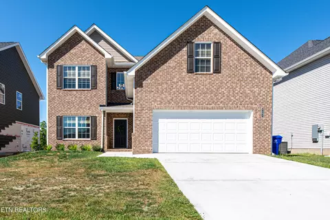 8205 Zenith Ln, Powell, TN 37849