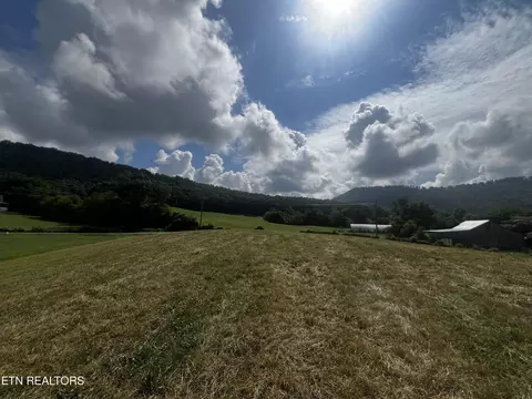 Sharp Rd, Sevierville, TN 37876 photo 8