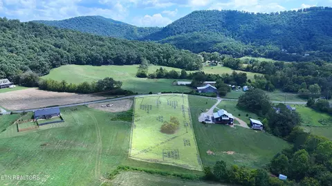 Sharp Rd, Sevierville, TN 37876 photo 18