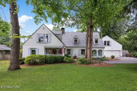 1015 Kenesaw Ave, Knoxville, TN 37919