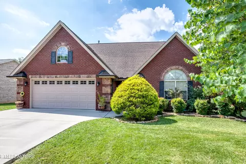 4529 Waldon Pond Ln, Corryton, TN 37721