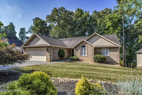 216 Ootsima Way, Loudon, TN 37774