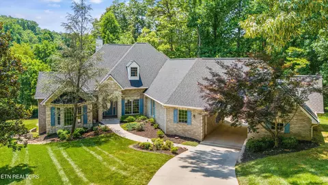 11825 Couch Mill Rd, Knoxville, TN 37932