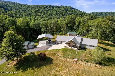 9723 Monterey Highway Hwy, Sparta, TN 38583