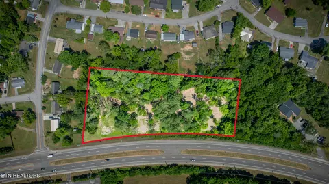 2210 Oak Ridge Tpke, Oak Ridge, TN 37830