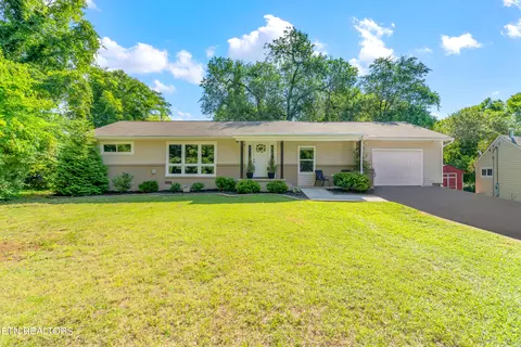 1410 Kirby Rd, Knoxville, TN 37909