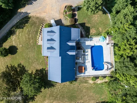 Exterior - 240 Moulton Rd, Fall Branch, TN 37656 photo 10 of 15