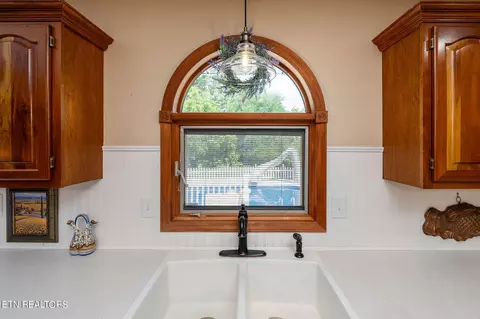 Kitchen - 240 Moulton Rd, Fall Branch, TN 37656 photo 3 of 4